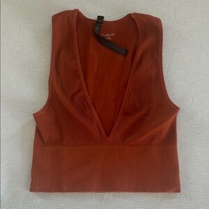 Ribbed V-Neck Sleeveless Crop Top in Rust